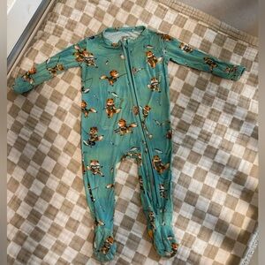 Posh peanut Arlo fishing fox 0-3months